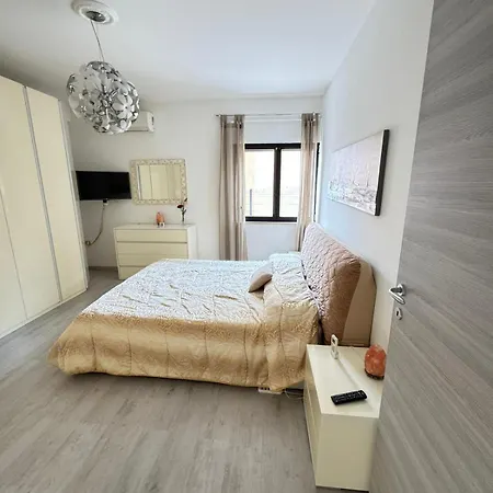Favoloso Con Terrazzo Apartment Frosinone